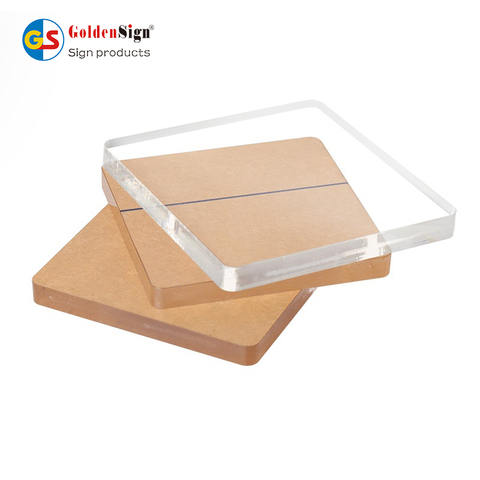 Fabricant de fulls acr&iacute;lics personalitzats, extru&iuml;ts transparents de PMMA